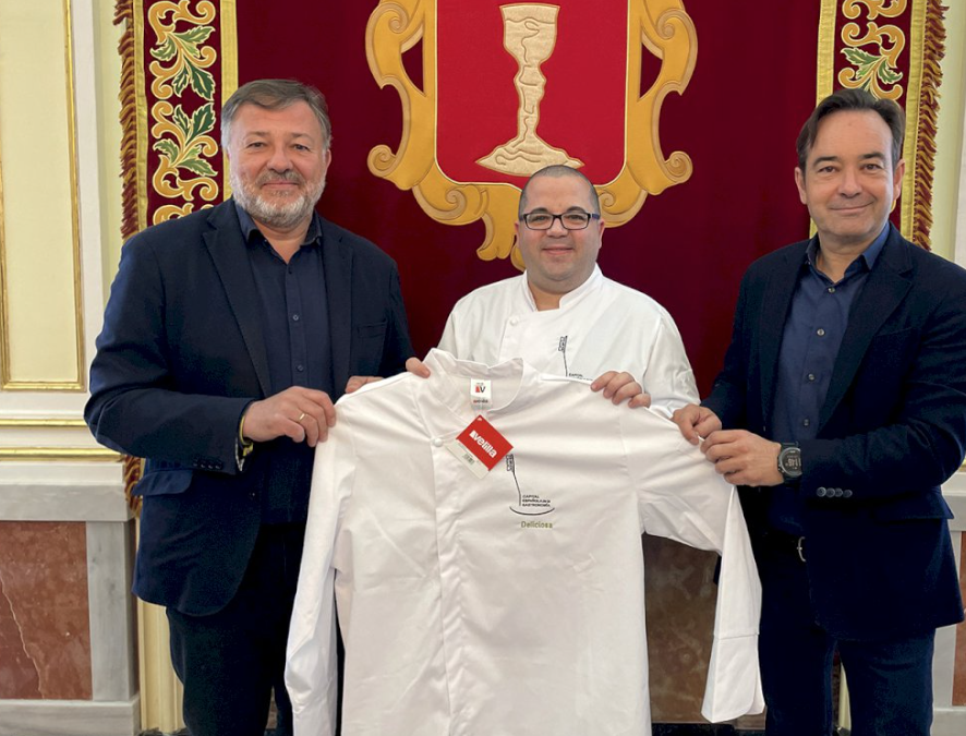 LOS COCINEROS DE CUENCA PRESUMEN DE CHAQUETILLA